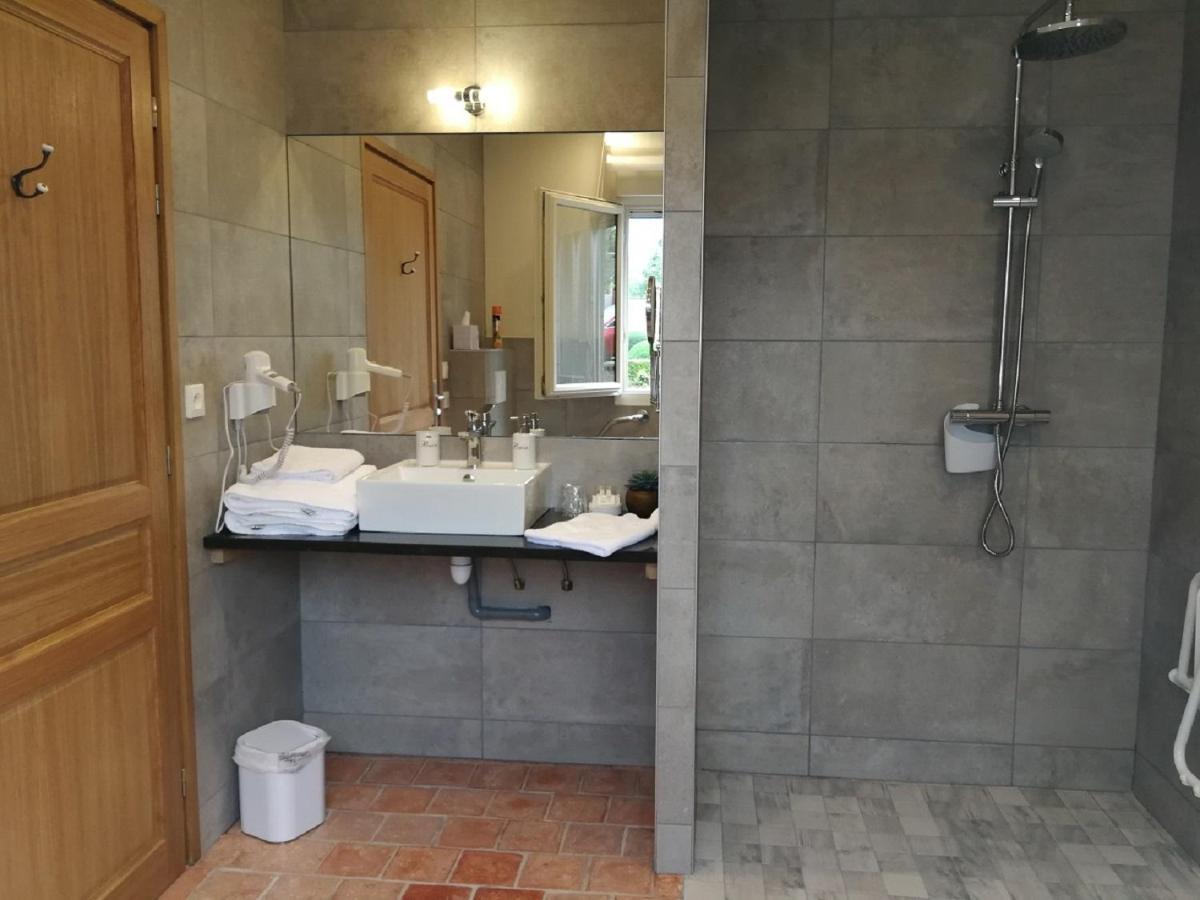 Auberge Du Vieux Tour Le Manoir Canapville  Εξωτερικό φωτογραφία