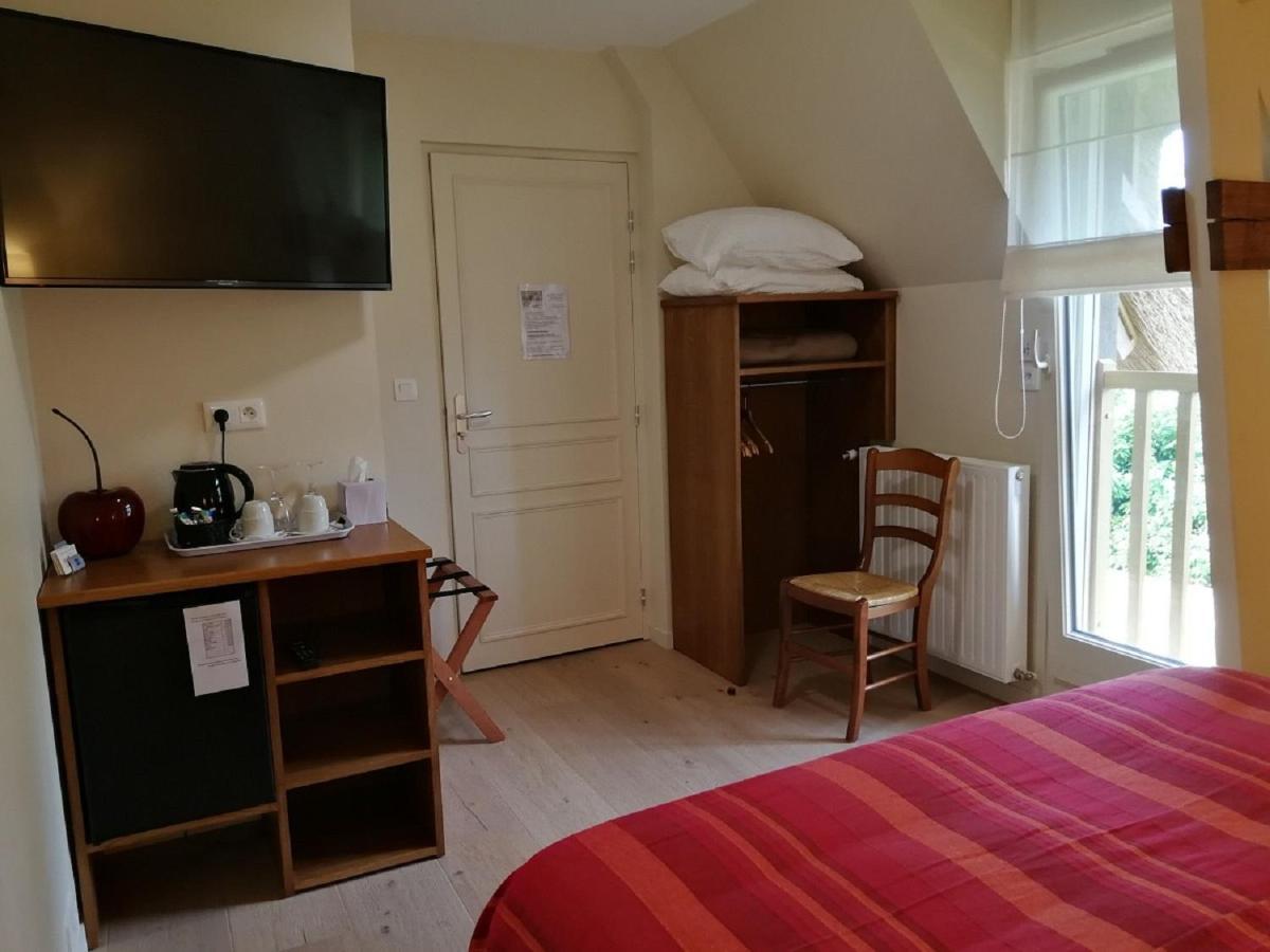 Auberge Du Vieux Tour Le Manoir Canapville  Εξωτερικό φωτογραφία
